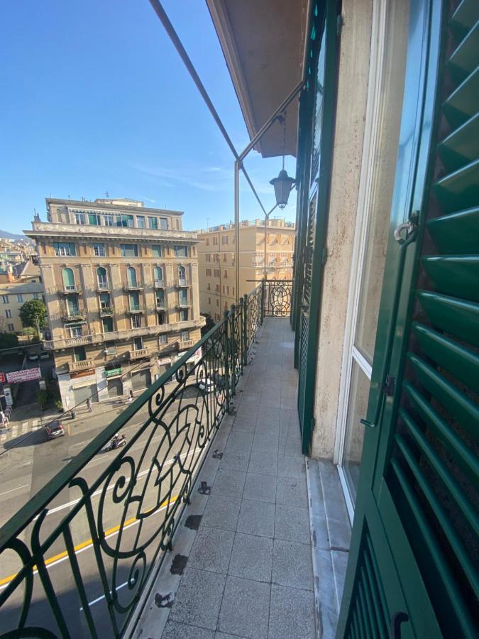 Casa Amedeo Acomodação com café da manhã Génova Exterior foto