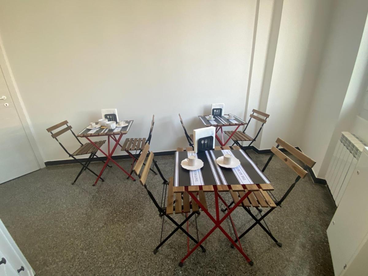 Casa Amedeo Acomodação com café da manhã Génova Exterior foto